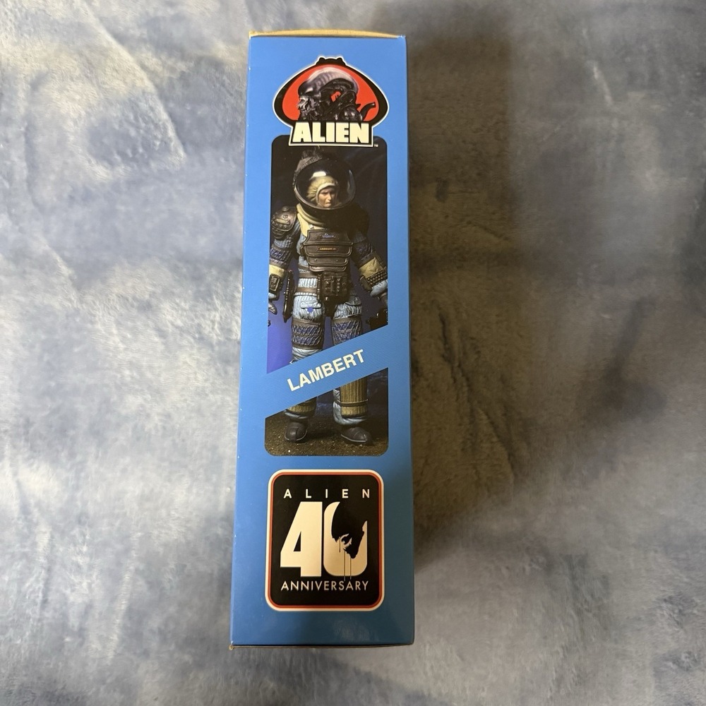 NECA Alien Lambert Compression Suit - 7" Action Figure - Reel Toys NEW - Picture 4 of 5